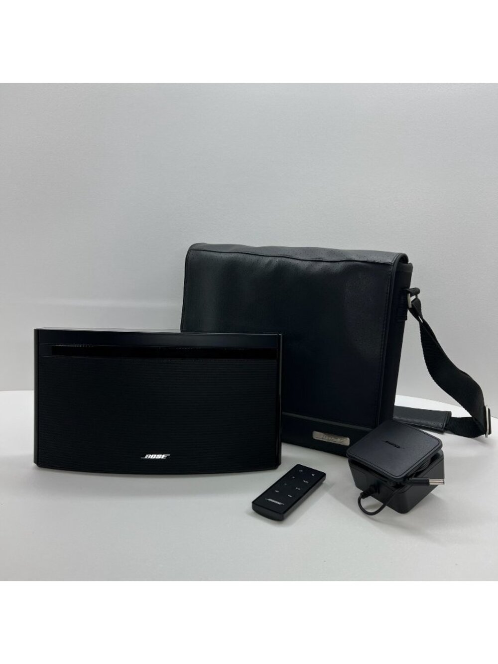 Bose SoundLink Air 410633 Digital Music System Speaker Bundle Remote Case Black
